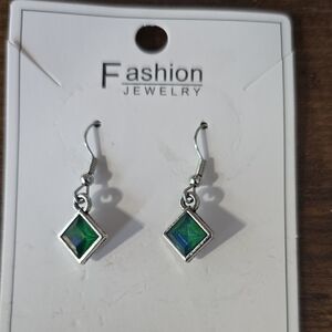 Fashion Jewelry Silver and Green Diamond Earrings
